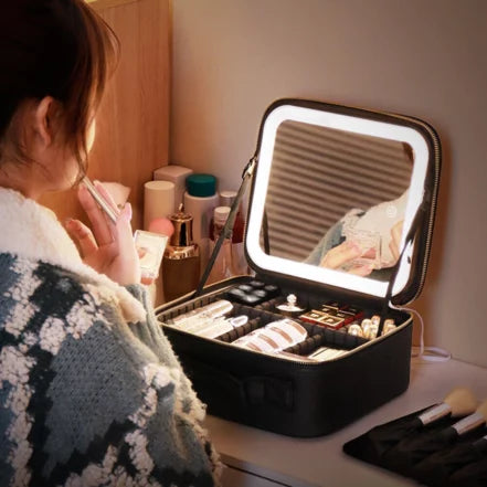 Large Makeup Bag with Built-in LED Mirror – Stylish Organization & Perfect Lighting Anywhere